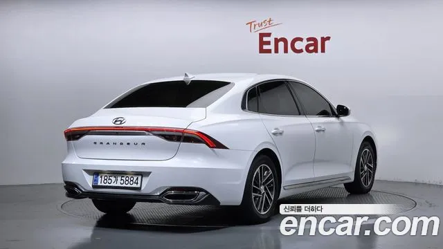 Hyundai Grandeur Новый Grandeur IG 3.0 LPi (Для проката) — Фото автомобиля 2