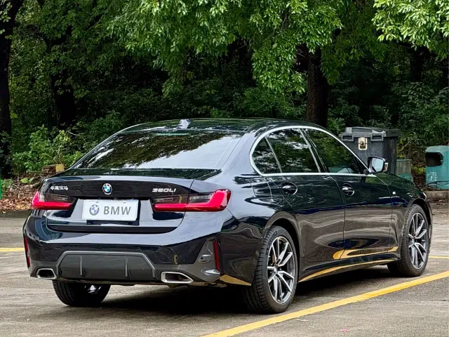 BMW 3 Series — Фото автомобиля 22