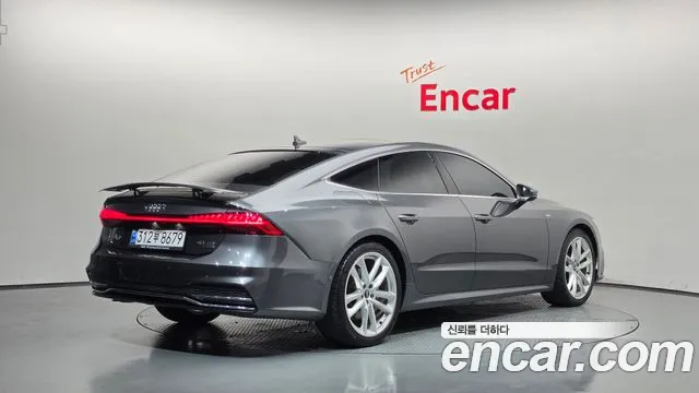 Audi A7 4K — Фото автомобиля 2