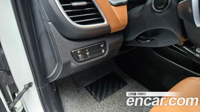 Kia Seltos New — Фото автомобиля 24