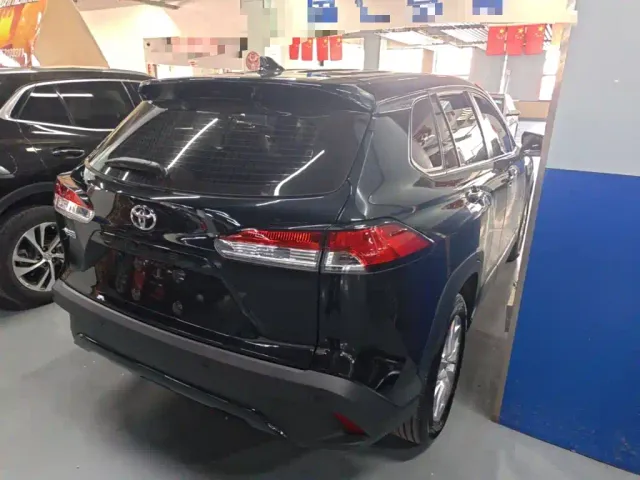 Toyota Corolla Cross — Фото автомобиля 6