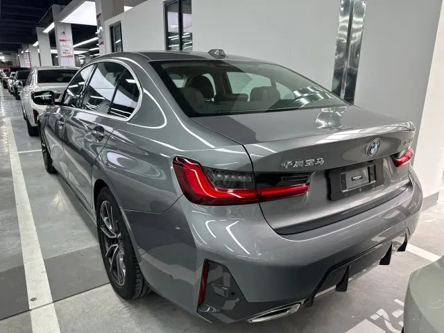 BMW 3 Series — Фото автомобиля 16