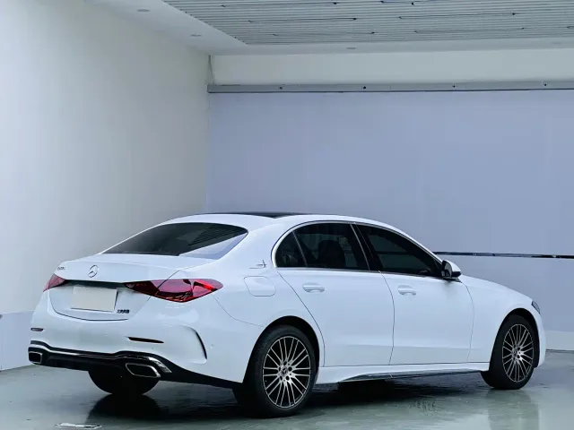 Mercedes-Benz C-Class — Фото автомобиля 6