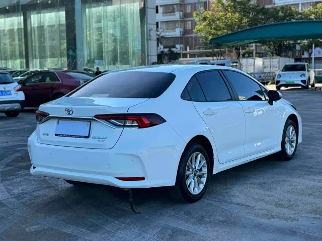 Toyota Corolla — Фото автомобиля 7