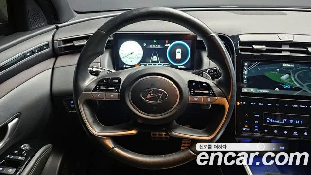 Hyundai Tucson Tucson (NX4) Дизель 2.0 2WD — Фото автомобиля 14