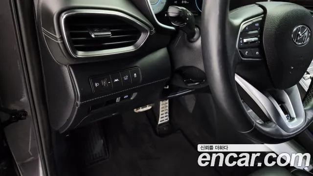 Hyundai Santafe — Фото автомобиля 14