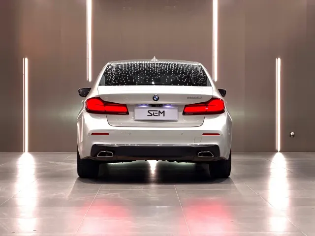 BMW 5 Series — Фото автомобиля 5