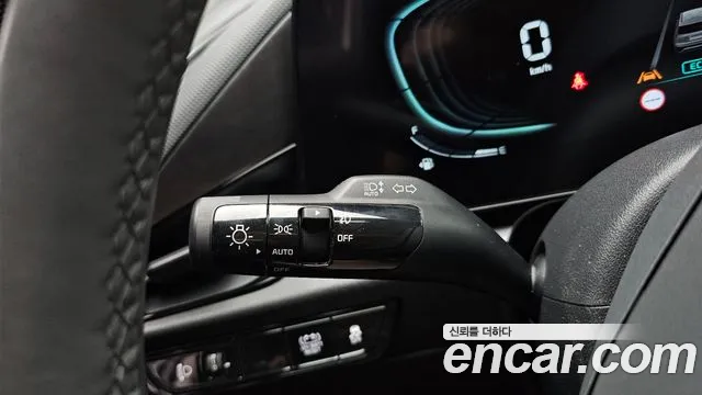 Kia Niro The All New Niro Signature — Фото автомобиля 18