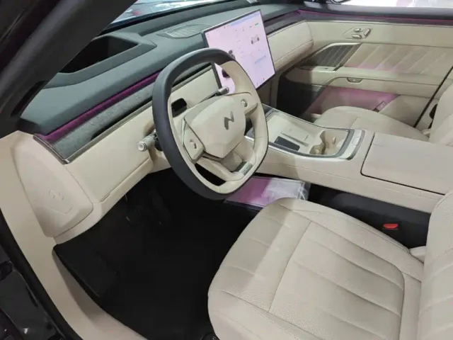 Onvo L90 — Фото автомобиля 15