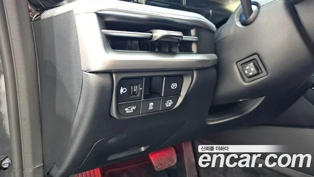 Hyundai Grandeur GN7 — Фото автомобиля 29