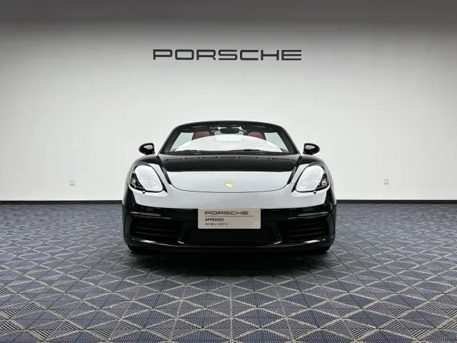 Porsche 718 — Фото автомобиля 8