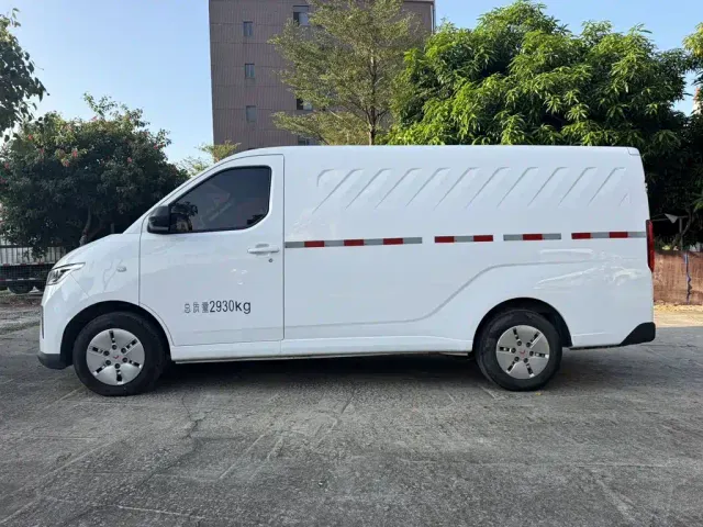 Wuling Yangguang — Фото автомобиля 5