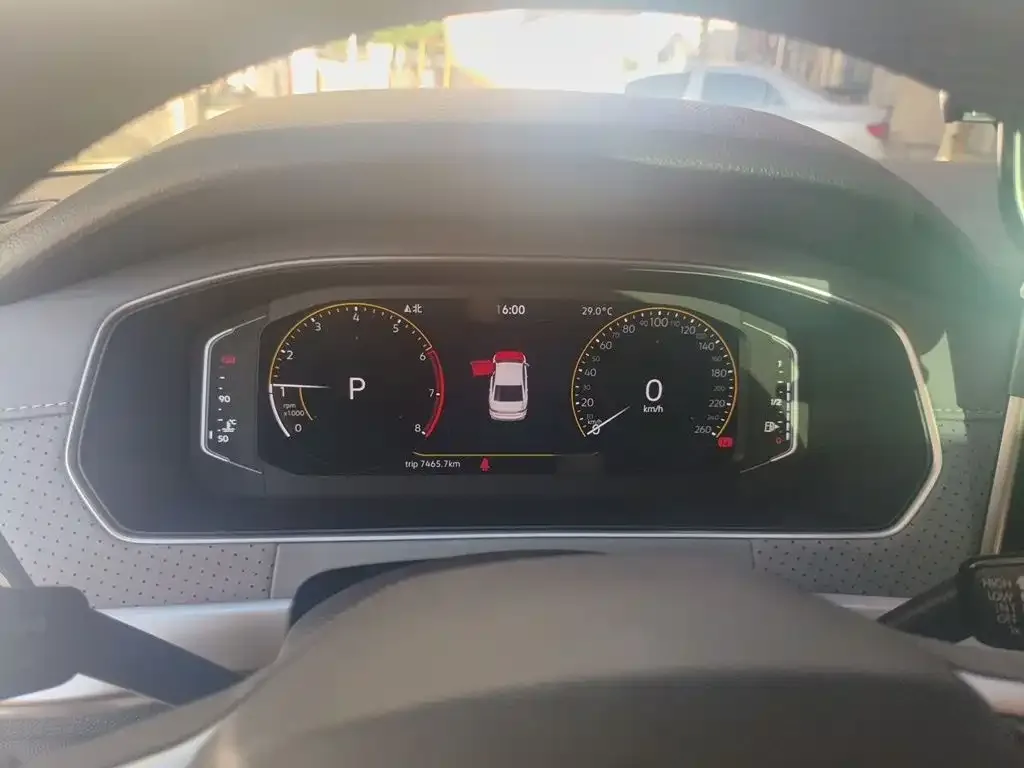 Volkswagen Lavida 2024 Model 1.5L Automatic Starlight 5 Million Edition — Фото автомобиля 3
