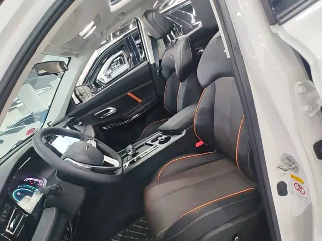 Changan X7 Plus — Фото автомобиля 14