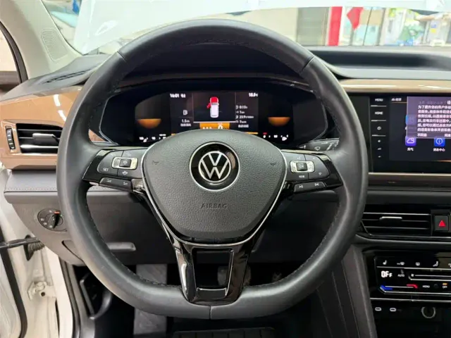 Volkswagen Tharu — Фото автомобиля 9