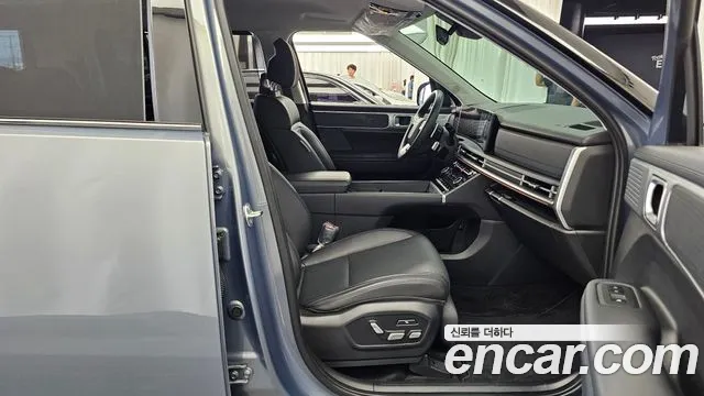 Hyundai Santafe Santa Fe (MX5) Бензин 2.5T 2WD — Фото автомобиля 11