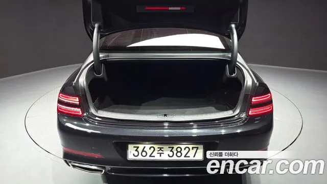 Genesis G80 Бензин 3.5 турбо AWD — Фото автомобиля 20