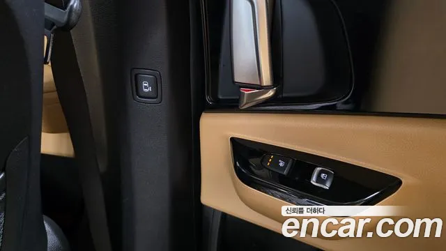 Kia Canival Carnival 4 поколение Бензин 9 мест Noblesse — Фото автомобиля 16