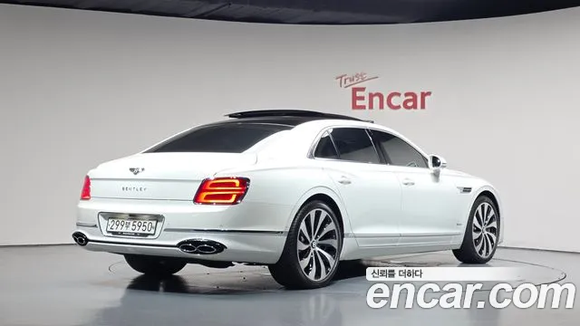 Bentley Flying Spur 3rd Gen — Фото автомобиля 2
