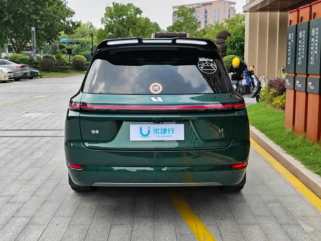 Li Auto L9 — Фото автомобиля 8