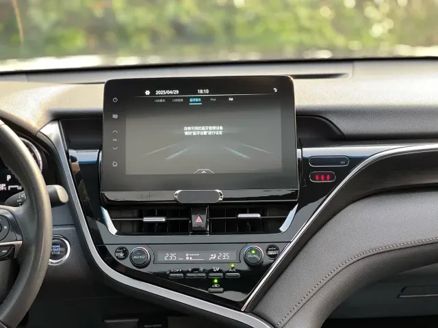 Toyota Camry — Фото автомобиля 14
