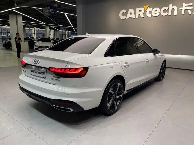 Audi A4L — Фото автомобиля 14