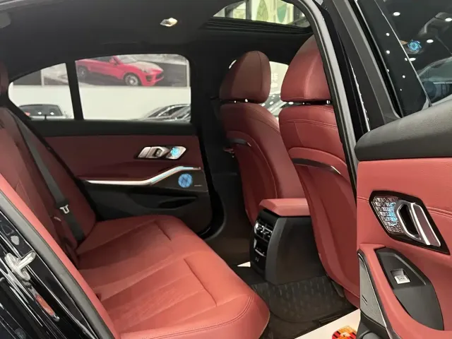 BMW 3 Series — Фото автомобиля 8