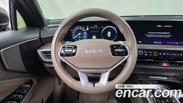 Kia K8 Hybrid — Фото автомобиля 13
