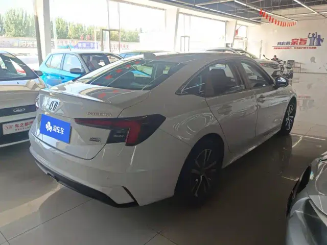 Honda Integra — Фото автомобиля 3
