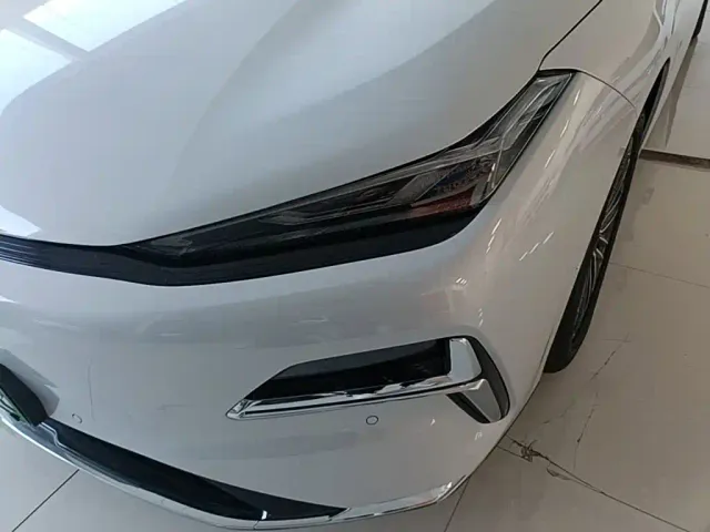 Geely Galaxy Xingyao 8 — Фото автомобиля 23