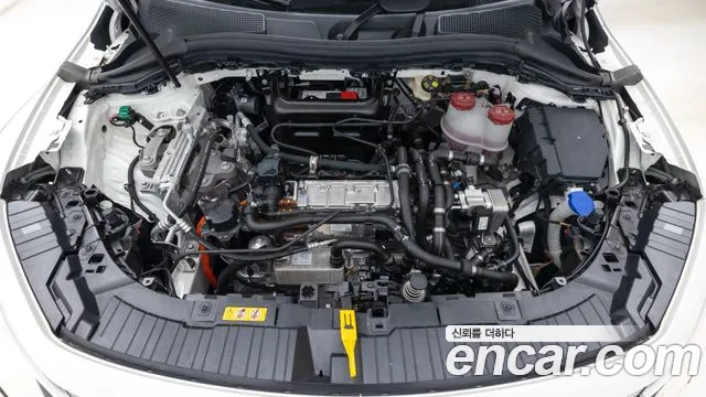 Mercedes-Benz EQA — Фото автомобиля 6