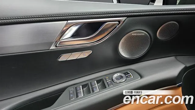 Genesis GV80 2.5T Бензин 2WD — Фото автомобиля 29