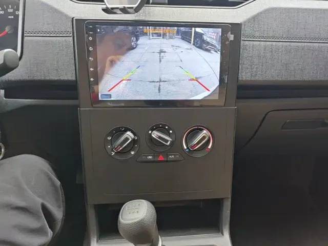 Wuling Hongguang Plus — Фото автомобиля 12