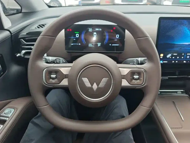 Wuling Starlight 730 — Фото автомобиля 10