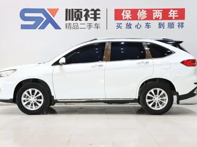 Haval M6 — Фото автомобиля 6