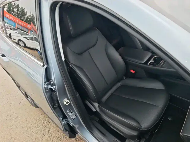 Baojun Yunhai — Фото автомобиля 24
