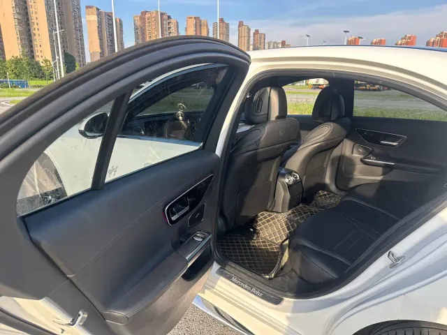 Mercedes-Benz C-Class — Фото автомобиля 8