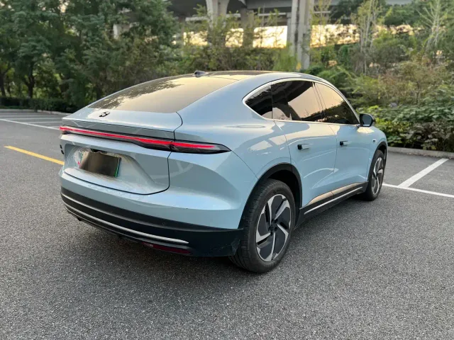 Nio EC6 — Фото автомобиля 5
