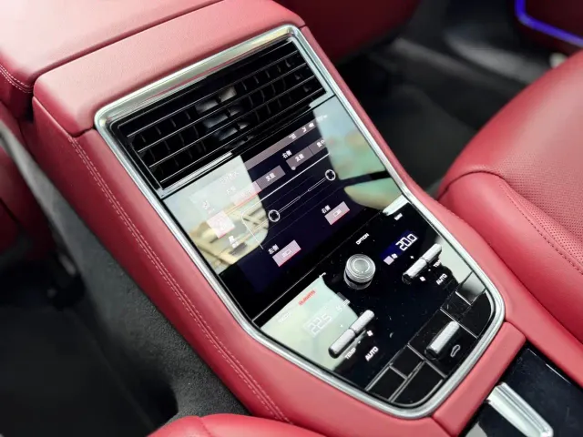 Porsche Panamera — Фото автомобиля 13