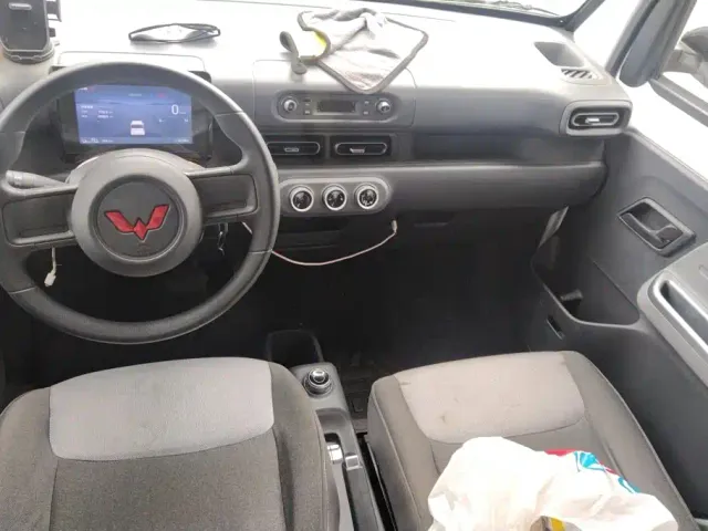 Wuling Zhiguang NEV — Фото автомобиля 12