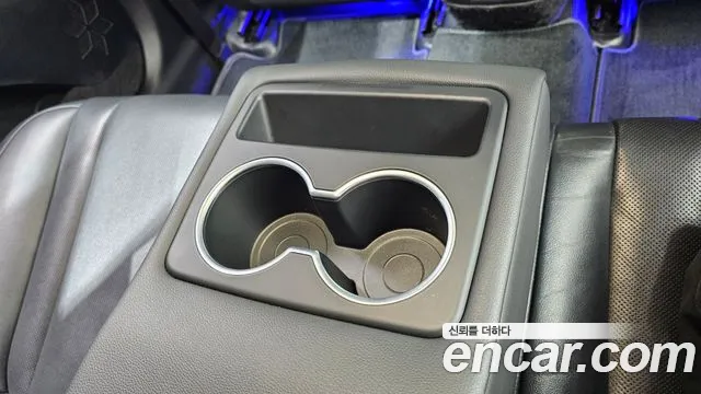 Hyundai Grandeur GN7 — Фото автомобиля 30