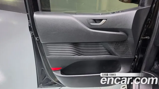 Hyundai Staria Staria Карго 5 мест — Фото автомобиля 24