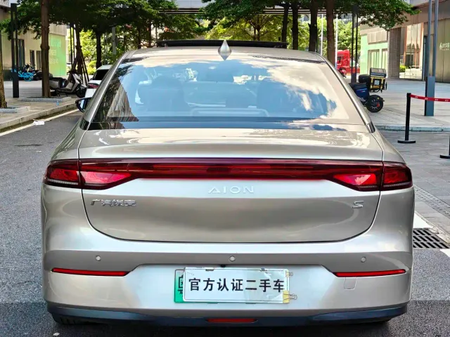 GAC Aion S — Фото автомобиля 9