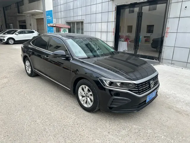 Volkswagen Passat — Фото автомобиля 7