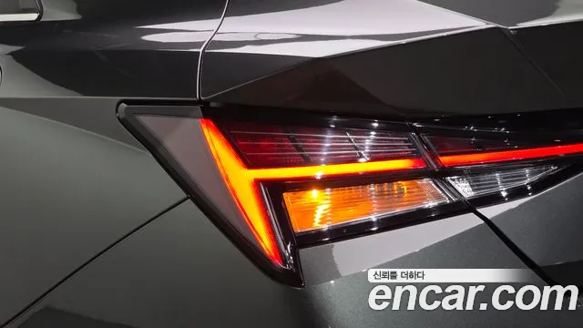 Hyundai AVANTE Inspiration — Фото автомобиля 19