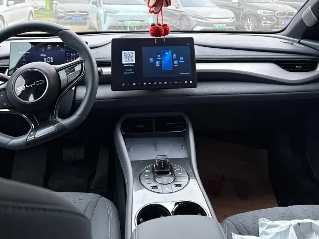 BYD Seal 06 GT — Фото автомобиля 6