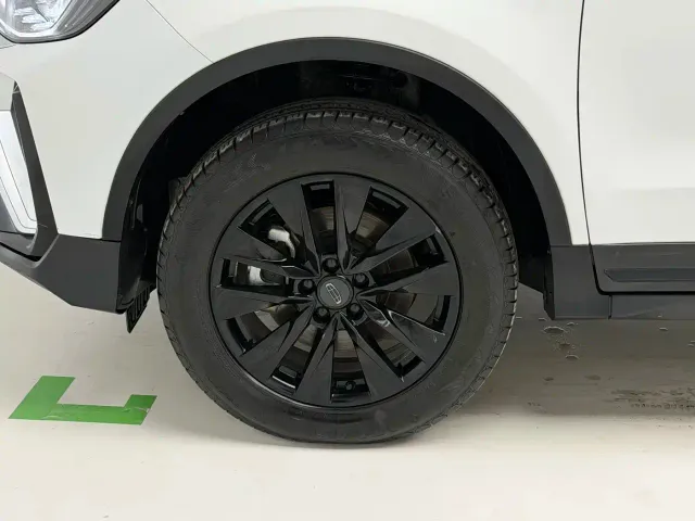 Geely Boyue — Фото автомобиля 8