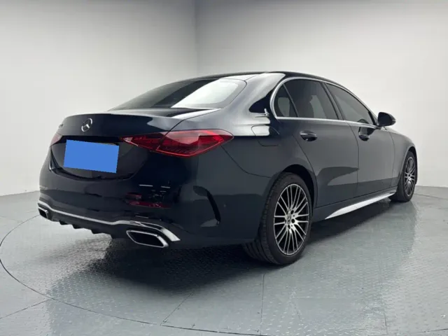 Mercedes-Benz C-Class — Фото автомобиля 4