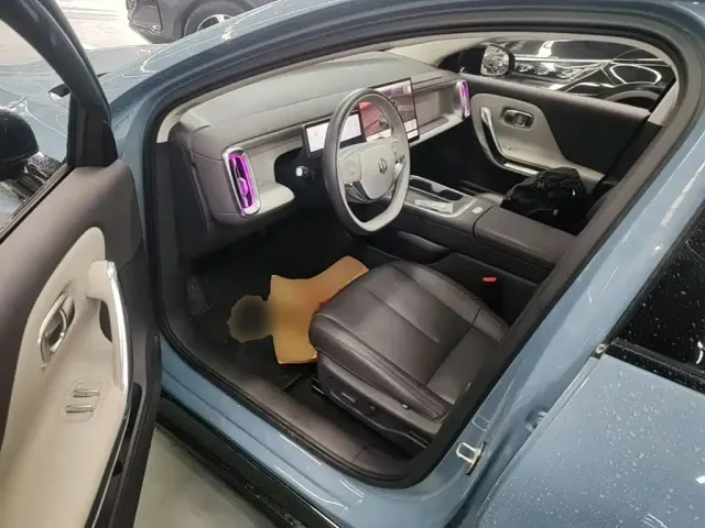 Leapmotor Leapmotor B01 2026 550 LiDAR Edition — Фото автомобиля 14