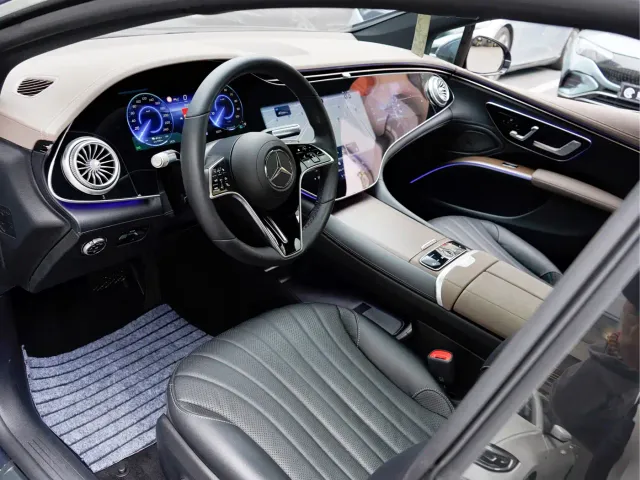Mercedes-Benz EQS — Фото автомобиля 10